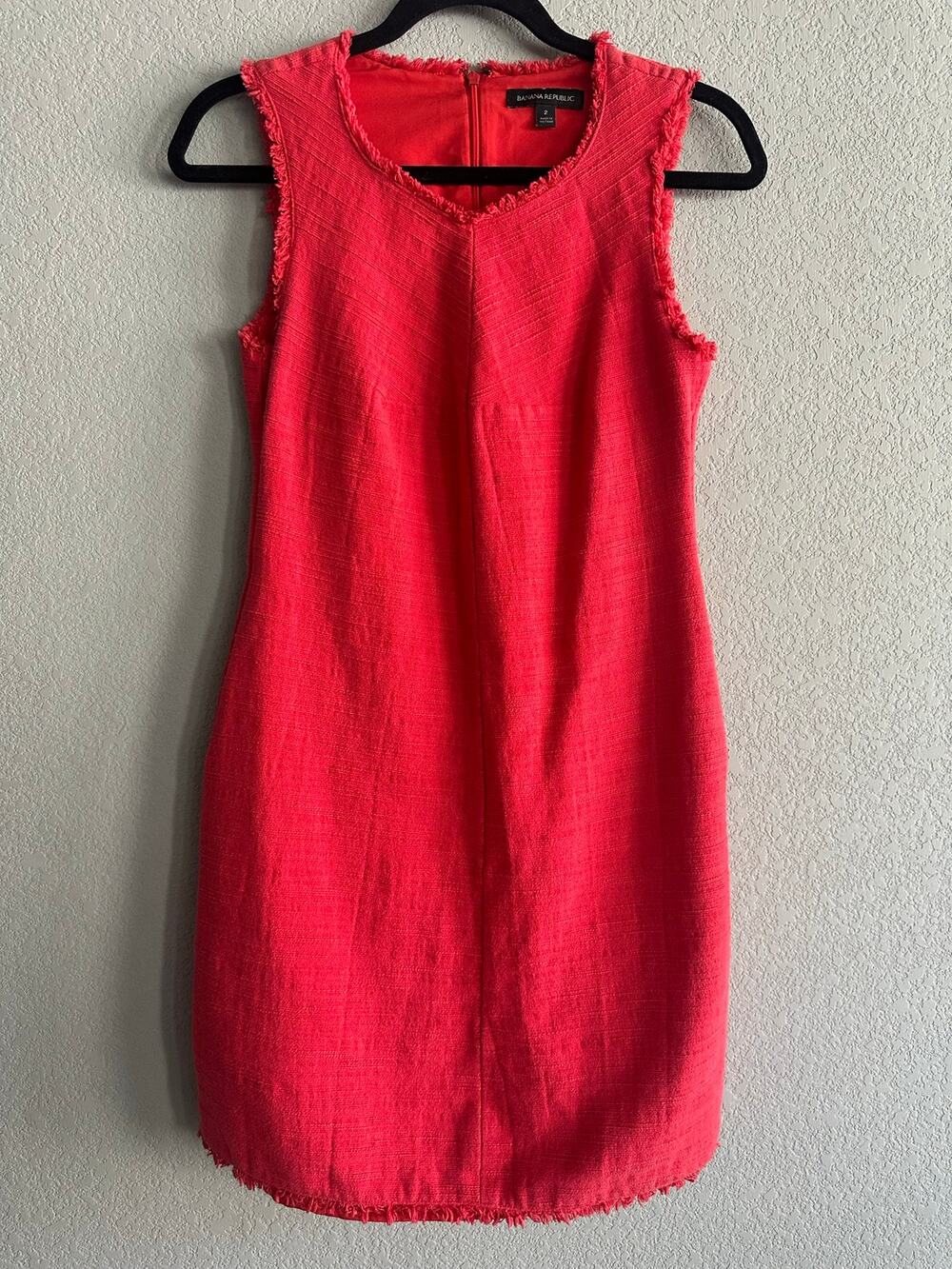Banana Republic Red Tweed Fringe Trim Sheath Dress Women's Size 2 Sleeveless